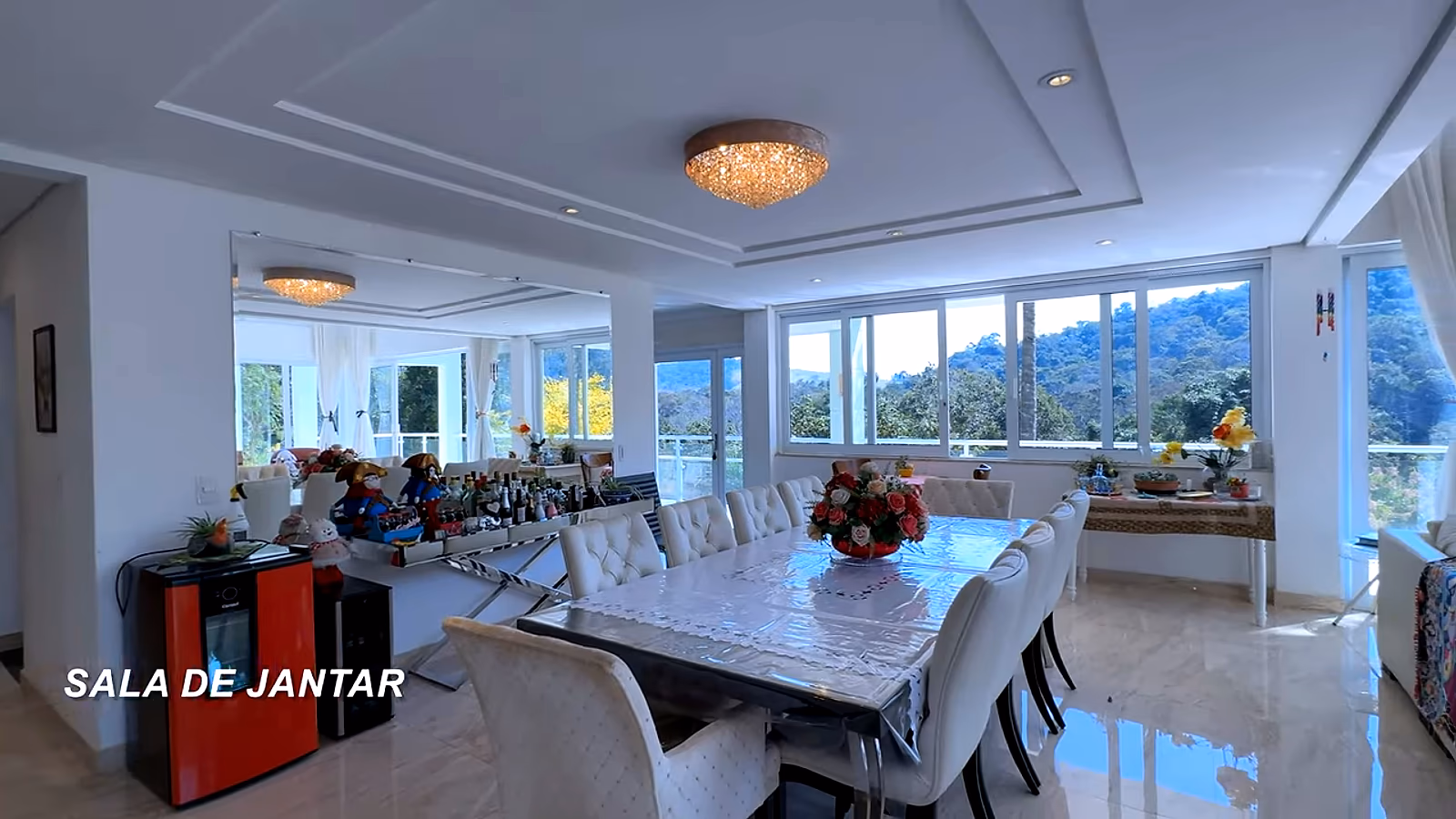 Sala de jantar · 1:32