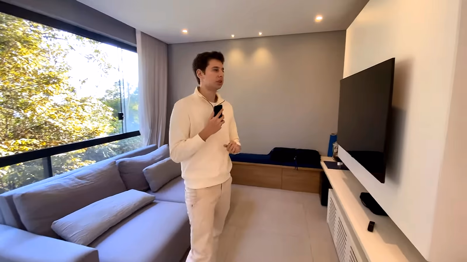 Sala de TV · 0:38